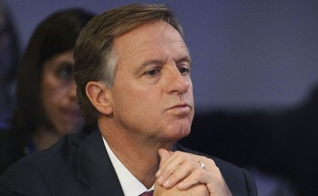 Bill Haslam se declara um cristão convicto, porém não concorda que a Bíblia deva ser adotada como "o livro oficial de seu estado". (Foto: Reuters)