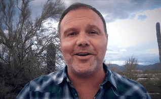 Driscoll advertiu que as pessoas estão se iludindo. (Foto: Reprodução/YouTube).