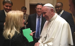 Stacey Campbell esteve entre os líderes presentes no Vaticano para um diálogo sobre o cristianismo. (Foto: Reprodução/Facebook)