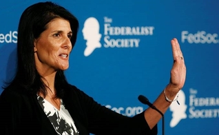 Nikki Haley é cristã e está deixando de ser governadora da Carolina do Sul (EUA) para assumir o cargo de Embaixadora dos Estados Unidos na ONU. (Foto: CNS News)