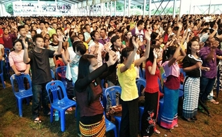 Cristãos de Myanmar. (Foto: CSW)