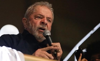 Lula está sendo investigado por tentar atrapalhar as investigações da Operação Lava Jato. (Foto: Folha de S. Paulo)