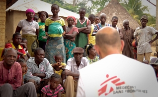 Atuação da MSF em país da África na luta contra o ebola. (Foto: Médicos Sem Fronteiras) 