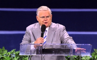 Pastor John Hagee. (Imagem: Youtube)