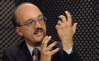 Chuck conta que não desligava sua rádio nem por um segundo e que sabia que poderia enfrentar um bombardeio. (Foto: Reprodução).