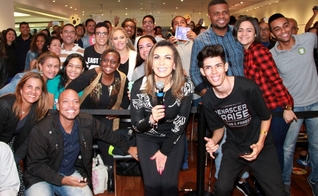 No evento, o Renascer Praise cantou algumas canções do projeto “Betel”. (Foto: Divulgação).