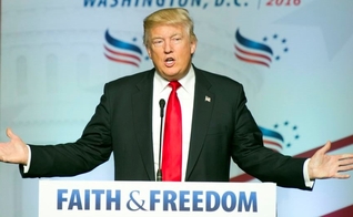 Donald Trump durante Conferência da Faith & Freedom. (Foto: AP)