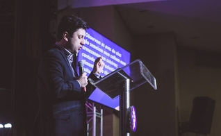 O pastor Davi Lago é líder da Igreja Batista Getsêmani em Belo Horizonte (MG). (Foto: IBC).