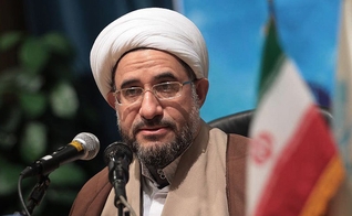 O líder islâmico Mohsen Araki virá ao Brasil na próxima semana. (Foto: Reprodução)
