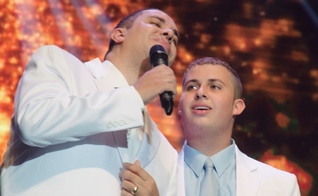 A música foi escrita em parceria com o filho de 18 anos. (Foto: Divulgação).