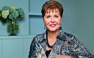 Joyce Meyer é escritora, palestrante e autora de famosos livros cristãos, como "Eu e Minha Boca Grande". (Foto: AZTV.com)