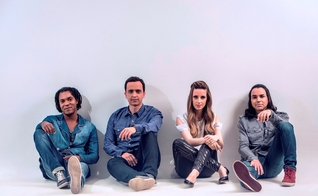 O grupo nasceu em 2011, formado por David Augusto, Brenda Youssef, Paulo Junior e Rodney Graciano. (Foto: Divulgação).