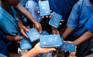 Gideões Internacionais é uma associação cristã dedicada na distribuição de Bíblias. (Foto: Reprodução)