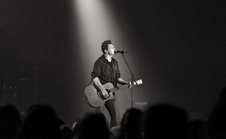 O EP está disponível nas plataformas digitais. (Foto: Reprodução).