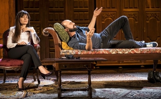 Divã. (Foto: Jornal A Hora)