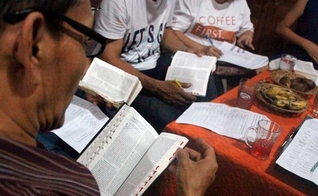 “Continuaremos contando às pessoas sobre Jesus", diz Rehanullah, que não pretende parar de pregar. (Foto: Reprodução).