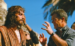 Segundo Jim Caviezel, o retorno do filme para o cinema está bem encaminhado. (Foto: Reprodução).