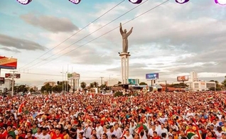 Milhares foram às ruas da Bolívia para declarar que Jesus é o Senhor da nação.(Foto: ANDEB)