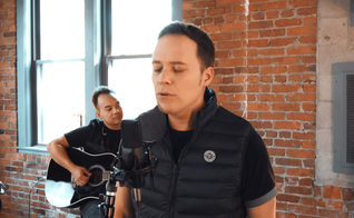 André Valadão deverá lançar, ainda neste ano, um novo álbum de canções inéditas. (Foto: Reprodução).