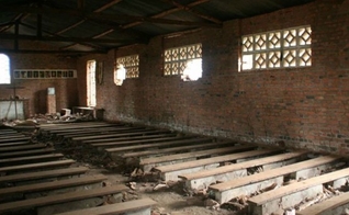 Igreja vandalizada em Ruanda: (Foto: Scott Chacon / Creative Commons)