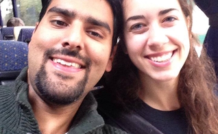 Michelle ao lado de seu marido, o falecido Nabeel Qureshi. (Foto: Reprodução/Facebook)