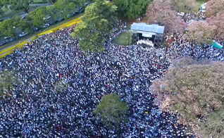 Mais de 200 cidades participaram da ação classificada como um evento histórico na Argentina. (Foto: Reprodução).