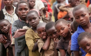 O sacrifício de crianças em Uganda se tornou uma prática comum entre os feiticeiros, para alcançar riquezas. (Foto: Reuters)