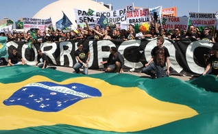 Protesto contra a corrupção em Brasília. (Foto: Reuters)