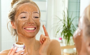 O café diminui todo tipo de inflamação, desde acne até celulite. (Foto: Sasha_Suzi/Thinkstock/Getty Images)