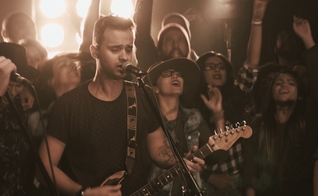 O Pier 49 tem crescido em relevância no cenário da música gospel em todo o Brasil. (Foto: Reprodução).