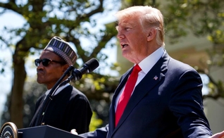 Presidente dos EUA, Donald Trump e o presidente nigeriano Muhammadu Buhari. (Foto: Reuters)