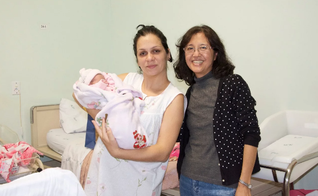 Ana se inspirou no testemunho de um maestro que tocava violino em hospitais. (Foto: Reprodução).