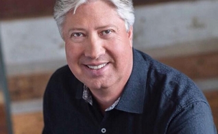 O pastor norte-americano Robert Morris é líder da Gateway Church. (Foto: Gateway Church/Facebook)