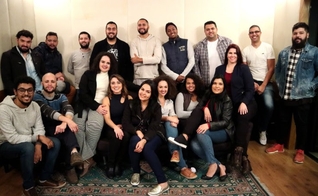Desde o dia primeiro de junho, o Grupo Bnova passou a ter seu álbum distribuído nas plataformas digitais. (Foto: Divulgação).
