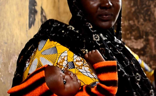  Esther foi sequestrada pelo grupo extremista Boko Haram e ficou em cativeiro por quase um ano. (Foto: Portas Abertas USA)