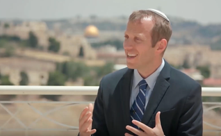 O rabino Tuly Weisz é editor da Bíblia de Israel e fundador da organização Israel365. (Foto: Israel365)