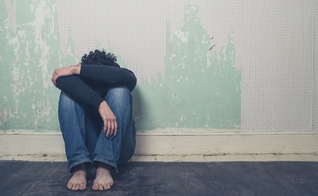 Em todo caso devemos ficar atentos aos sinais silenciosos e explícitos do suicídio. (Foto: Getty)