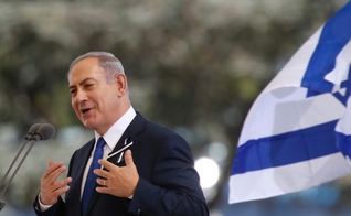 Primeiro-ministro de Israel, Benjamin Netanyahu, parabenizou o presidente eleito, Jair Bolsonaro. (Foto: Ariel Schalit/AP)