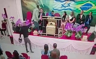 Pastor é baleado em culto na igreja Assembleia de Deus Templo dos Anjos. (Foto: Reprodução/TV Diário)