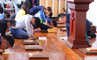 Cristãos que não cumprem as exigências do governo continuam sendo presos. (Foto: Early Rain Covenant Church)