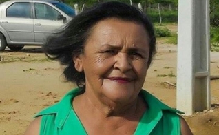 Dona Francisca, 74 anos, teve a vida transformada pelo Evangelho. (Foto: Upgrade Missões)