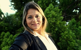 Ivna Medeiros estará no palco principal da Expoevangélica. (Foto: Facebook)