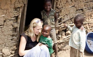 Cassandra Lee é misssionária e co-fundadora da organização Justice Rising. (Foto: Facebook/Cassandra Lee)