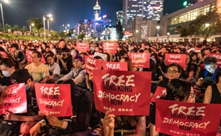 Milhões de pessoas saíram às ruas de Hong Kong. (Foto: World News Group)