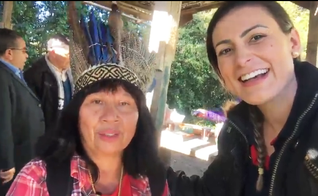 Andressa Urach visitou uma tribo indígena para levar cestas básicas e a mensagem do Evangelho. (Foto: Reprodução/Instagram)