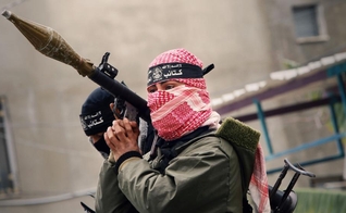 Terroristas do Hamas se armam para confronto contra Israel. (Foto: CBN News)