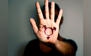 Consultas firmadas sobre conceitos equivocados, fruto da ideologia de gênero, têm levado jovens e até crianças a iniciarem o processo de mudança de sexo. (Foto: Getty Immages)