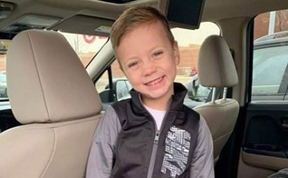 Landen Hoffman foi lançado do terceiro andar do shopping America Mall, em Minnesota, nos EUA. (Foto: GoFundme)