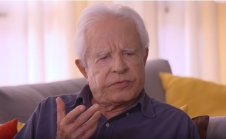 Cid Moreira concedeu uma entrevista exclusiva para o programa 'Nova Talk', do pastor e apresentador Maurício Fragale. (Imagem: Cid Moreira) 