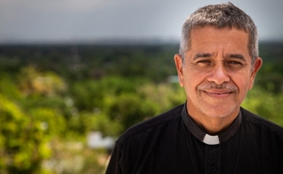Rev. Luis Gregório Coronado foi pastor da Igreja Luterana Fuente de Vida na Venezuela por mais de 20 anos. (Foto: LCMS/Johanna Heidorn)